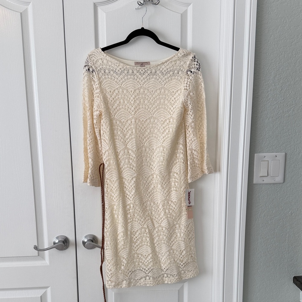 Elegant Cream Lace Dress